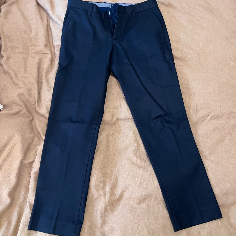 Men’s Black Gap Tailored (Slim Fit) Khaki 29x28